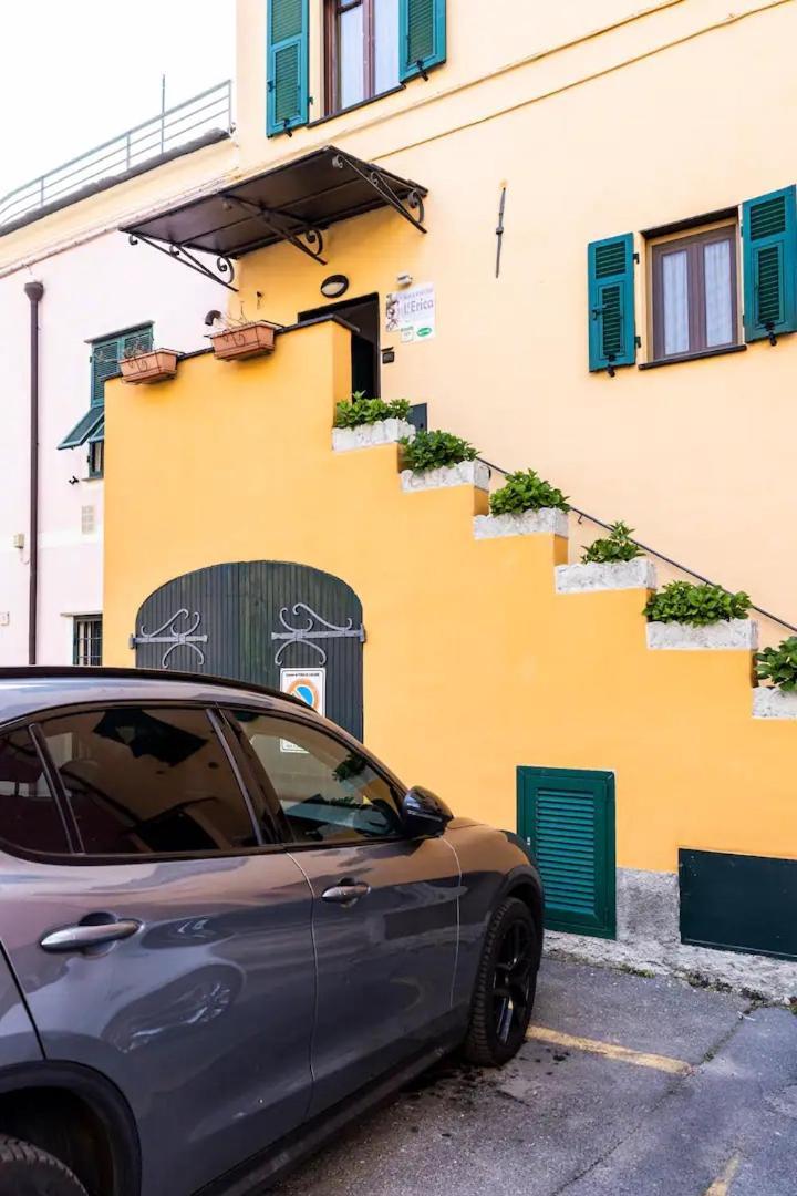 Bed & Breakfast L'Erica Finale Ligure Exterior foto